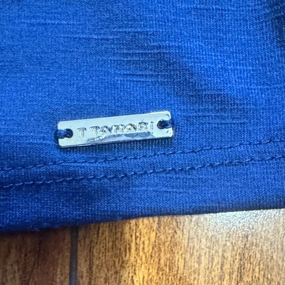 Blue Women's Top - Picture 2 of 4